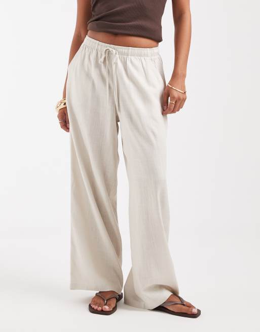 Vero Moda Petite - Pantalon large aspect lin avec cordon de serrage à la taille - Taupe, 2 de 5