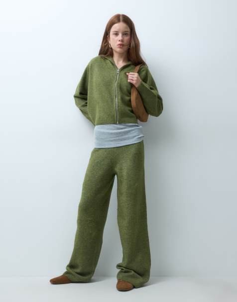 Vero Moda Petite pantalones de punto de pernera ancha de conjunto en verde musgo jaspeado - view 1