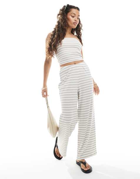 Vero Moda Petite - Pantaloni beige a righe a coste in jersey in coordinato - view 1