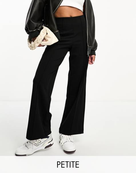 Vero Moda Petite - Pantaloni con fondo ampio neri con pinces - view 1