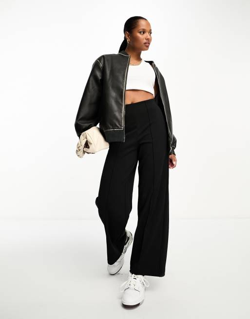 Vero Moda Petite pin tuck wide leg pants in black , 2 of 4