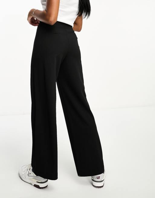 Vero Moda Petite pin tuck wide leg pants in black