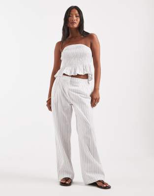 Vero Moda Petite Poplin Wide Leg Pull-on Pants In White