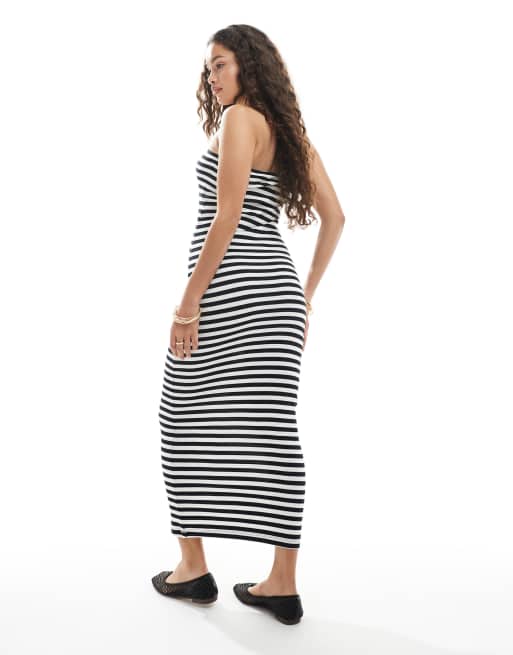 Vero Moda Petite ribbed jersey strapless maxi dress in mono stripe, 4 of 4