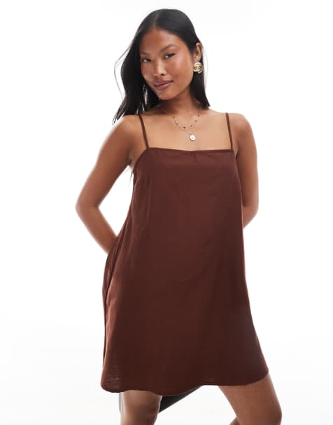 Vero Moda Petite - Robe courte aspect lin à enfiler - Chocolat - view 1