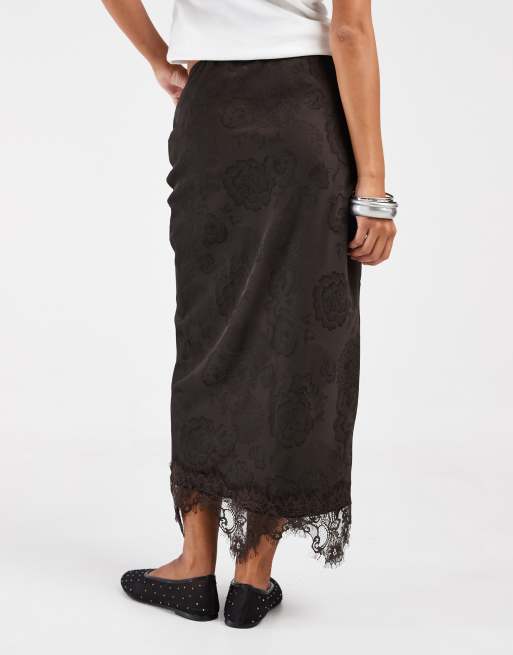 Vero Moda Petite satin midikjol med spetsdetalj i chokladbrunt, 5 av 5