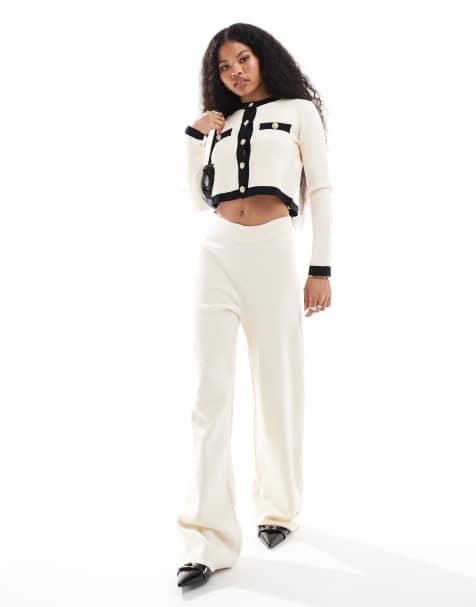 Vero Moda Petite – Set in Cremeweiß, aus geknöpfter Strickjacke und weit geschnittener Hose - view 1