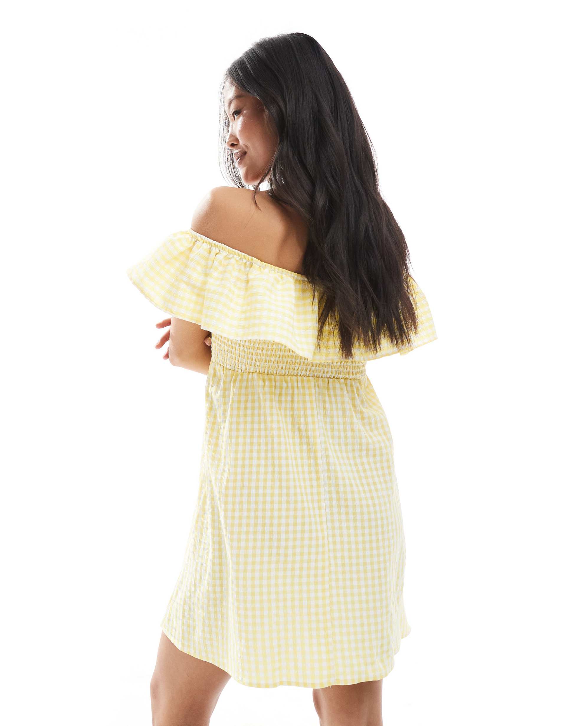 vero moda petite shirred bodice mini dress with frill detail in yellow gingham print