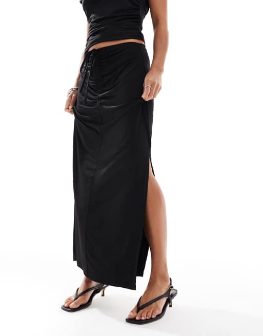Vero Moda Petite slinky ruched front maxi skirt in black - part of a set, 3 of 5
