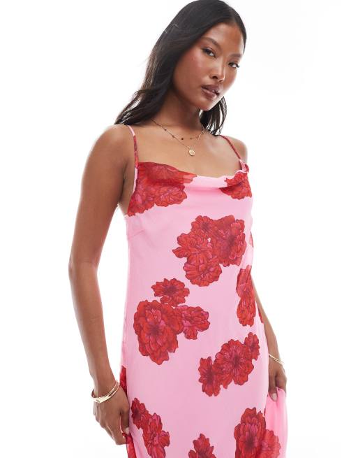 Vero Moda Petite – Smilla – Midi-Trägerkleid in Rosa mit rotem Blumenmuster und Wasserfallausschnitt, 3 von 4