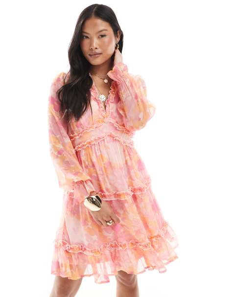 Vero Moda Petite - Smilla - Robe babydoll courte à volants - Rose fleuri flou - view 1