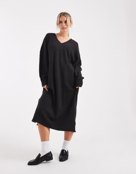 Vero Moda Petite soft rib knit v neck midi dress in black - view 1