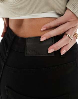 Vero Moda Petite Sophia Skinny Jeans In Black