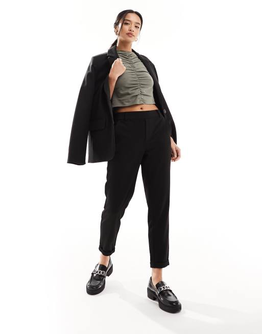 Vero Moda Petite - Sorte bukser med lige ben, 3 af 5