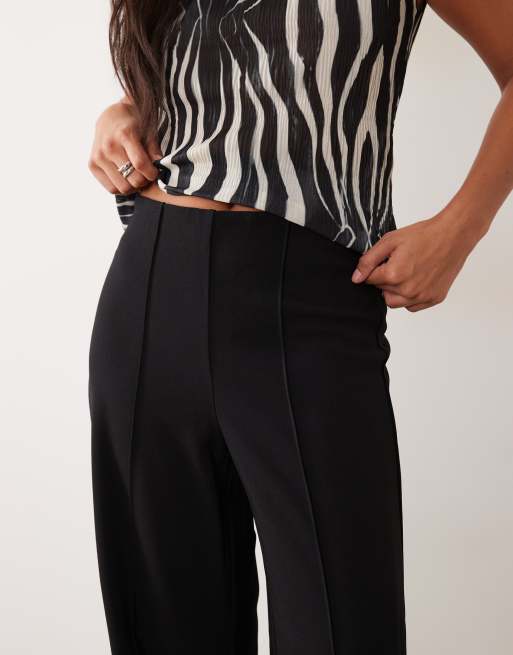 Vero Moda Petite - Sorte bukser med vide ben og pintucks , 3 af 5