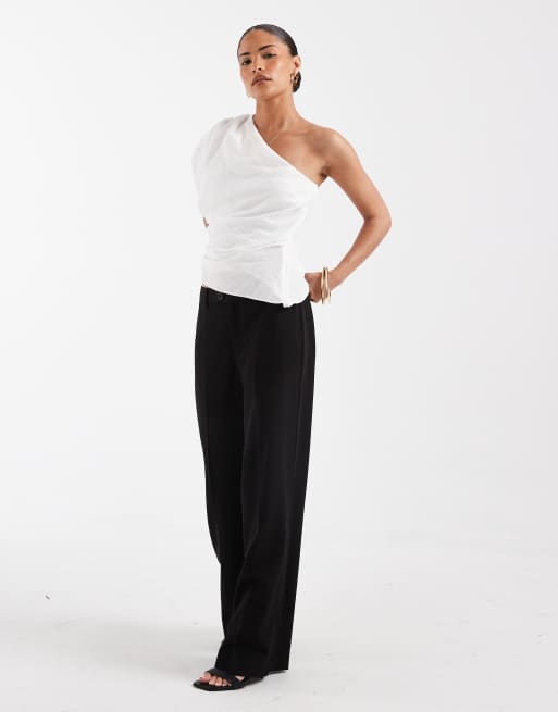 Vero Moda Petite straight leg dress pants with creased front in black, 2 of 5