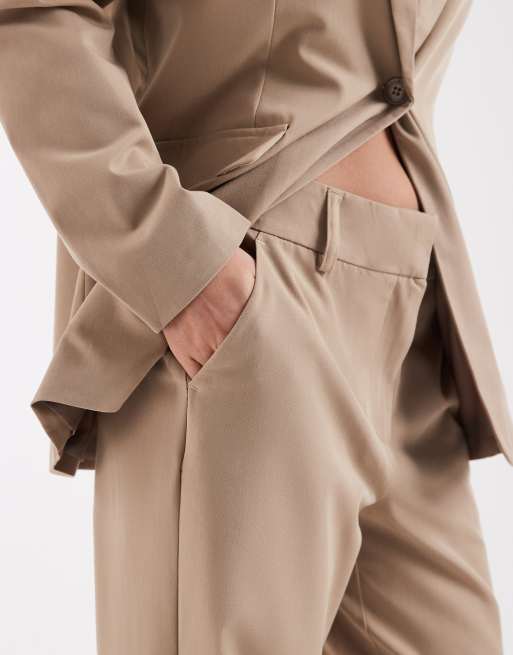 Vero Moda Petite straight leg tailored pants in beige - part of a set, 5 of 5