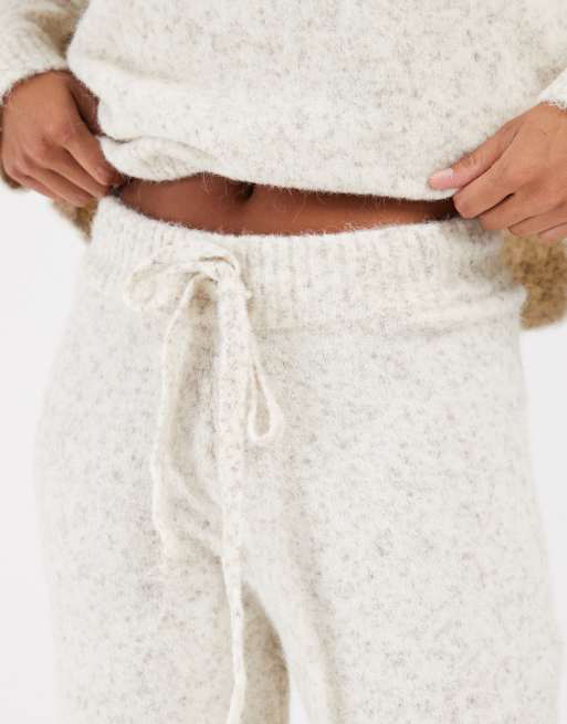 Vero Moda Petite strikket co-ord med brede ben i oatmeal, 3 af 5