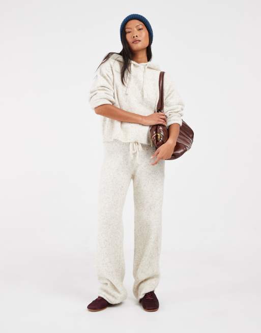 Vero Moda Petite - sudadera con capucha de punto en conjunto en color avena, 2 de 4