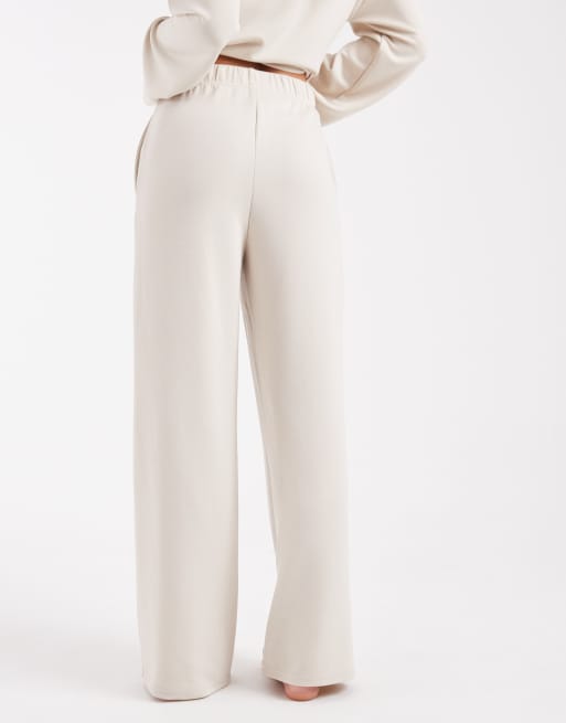 Vero Moda Petite super soft tie waist wide leg jogger co-ord in cream, 4 of 5