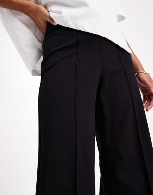 Vero Moda Petite – Svarta byxor med vida ben och veck, 2 av 5
