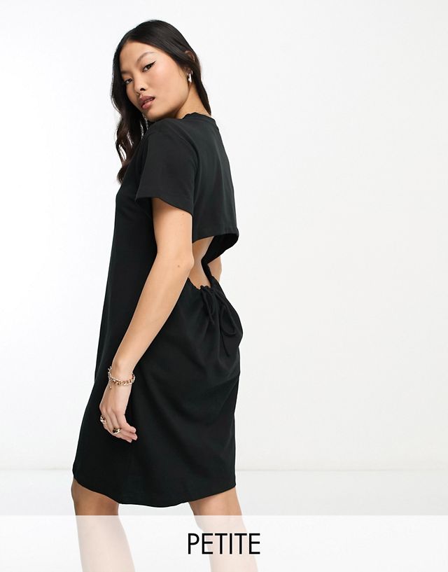 Vero Moda Petite t-shirt mini dress with cut out back in black