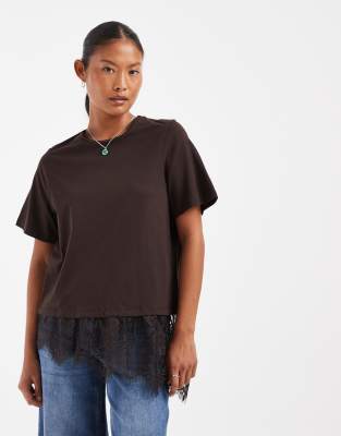 Vero Moda Petite T-shirt With Asymmetric Lace Detail In Brown