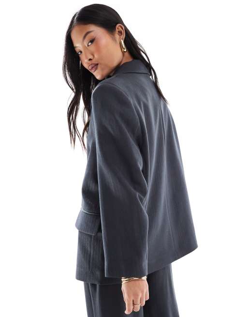 Vero Moda Petite tailored herringbone blazer in dark grey melange (part of a set), 3 of 4