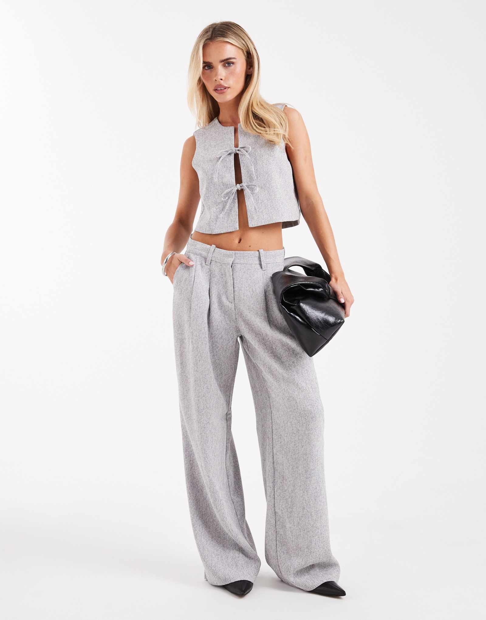 Широкие брюки Vero Moda Petite с плиссировкой спереди серого цвета вереска - часть комплекта