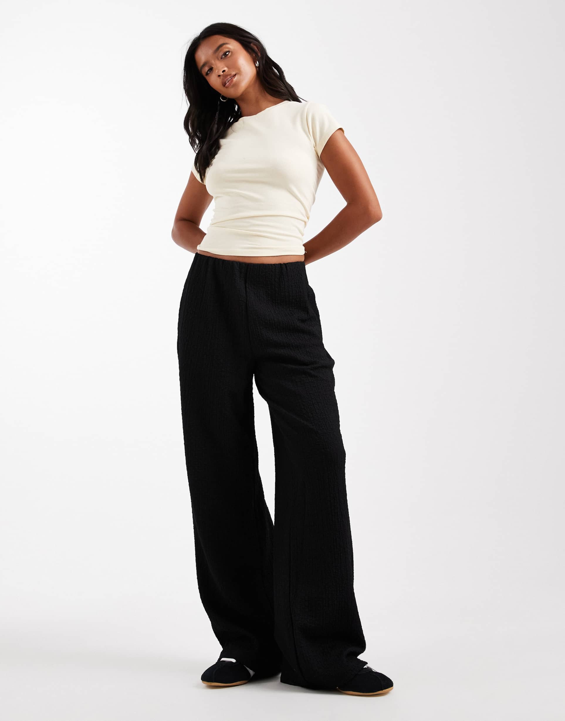 vero moda petite textured jersey pull on pants in black