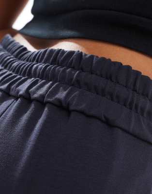Vero Moda Petite Tie Waist Jersey Pants In Navy