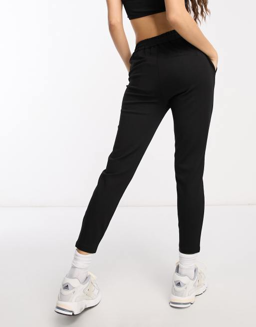 Vero Moda Petite tie waist tapered joggers in black