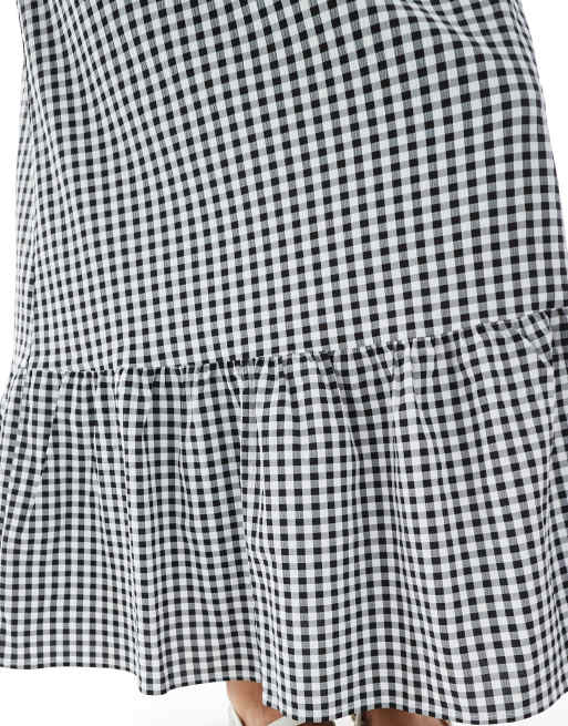 Vero Moda Petite tiered hem maxi skirt in black gingham