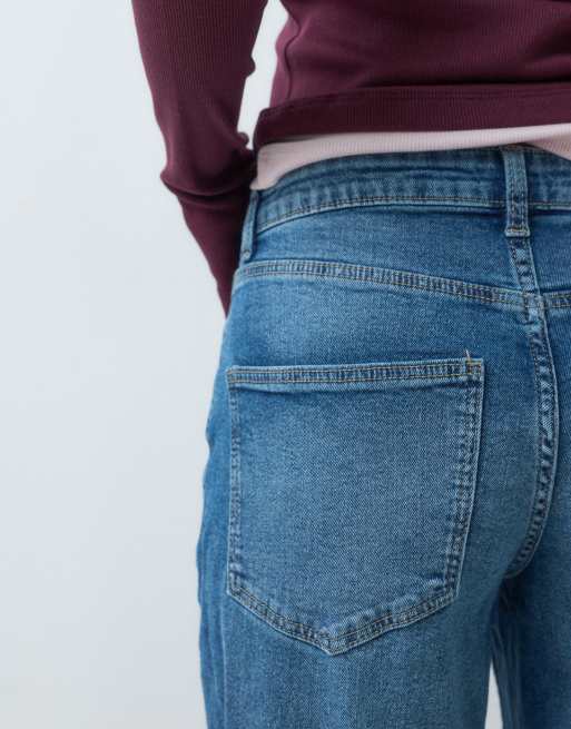 Vero Moda Petite vaqueros de pernera ancha de talle alto en denim azul medio, 3 de 5