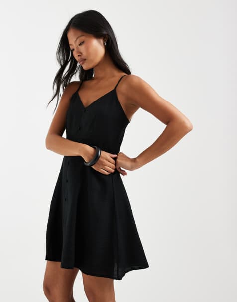 Vero Moda Petite - Vestido corto negro de tirantes y corte skater con botones delanteros - view 1