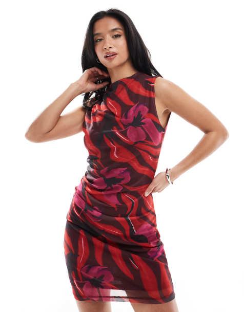 Vero Moda Petite - Vestito corto senza maniche in rete con scollo a barchetta e stampa color rosa e rosso - view 1