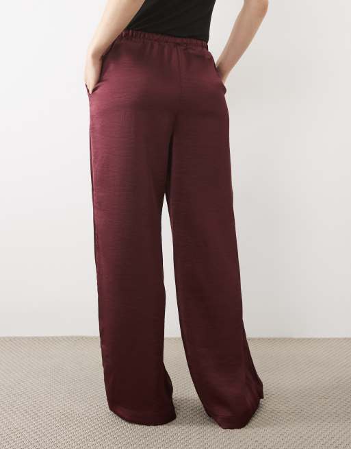 Vero Moda Petite vinröda satinbyxor med hög midja och vid passform, 5 av 5