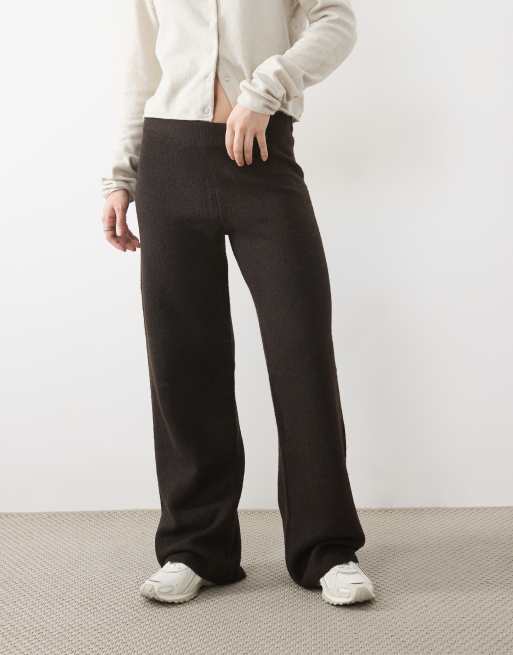 Vero Moda Petite wide leg knitted pants co-ord in chocolate brown melange, 3 of 5
