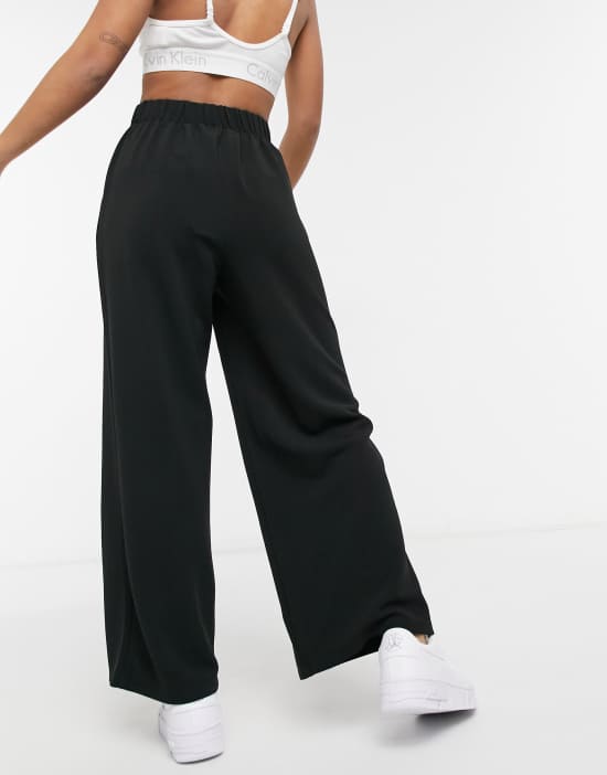 https://images.asos-media.com/products/vero-moda-petite-wide-leg-pants-in-black/22372848-2?$n_550w$&wid=550&fit=constrain