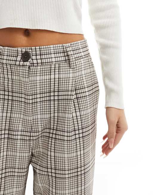 Vero Moda Petite wide leg pants in brown check, 5 of 5