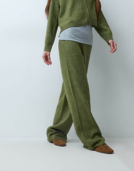 Vero Moda Petite Wide-Leg-Strickhose als Kombiteil in Moosgrün-Melange, 2 von 5