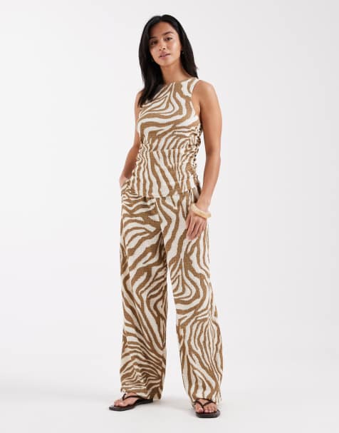 Vero Moda Petite wide leg textured jersey pants in birch abstract print (part of a set) - view 1