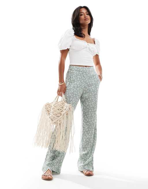 Vero Moda Petite wide leg trousers in sage floral, 4 of 5