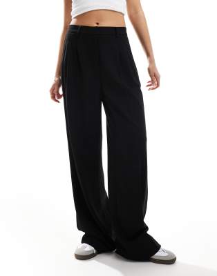 pleat front jersey crepe dad pants in black