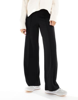 pleat front wide leg pants in black