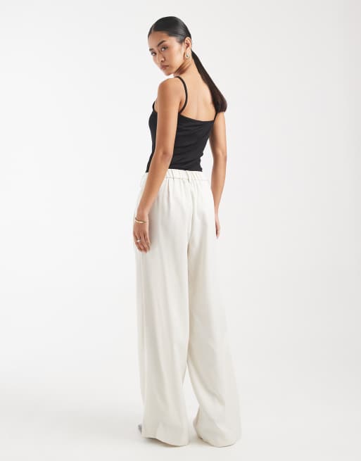Vero Moda pleat front wide leg tailored pants in birch (part of a set), 4 of 5