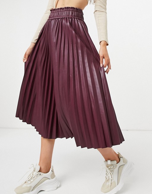 Vero Moda pleated leather look midi skirt in burgundy