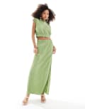 [Vero Moda] Vero Moda plisse split maxi skirt in mid green (part of a set) S GREEN