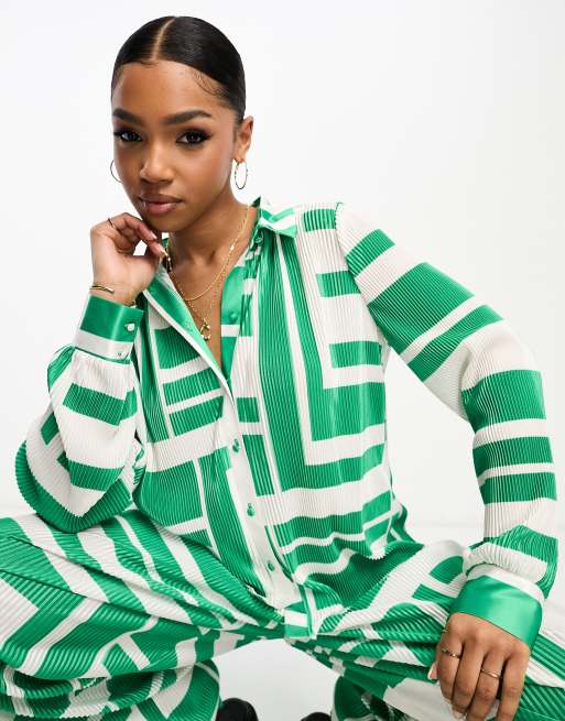 Vero Moda – Plissiertes Hemd mit Print in Grün und Weiß, Kombiteil , 3 von 4