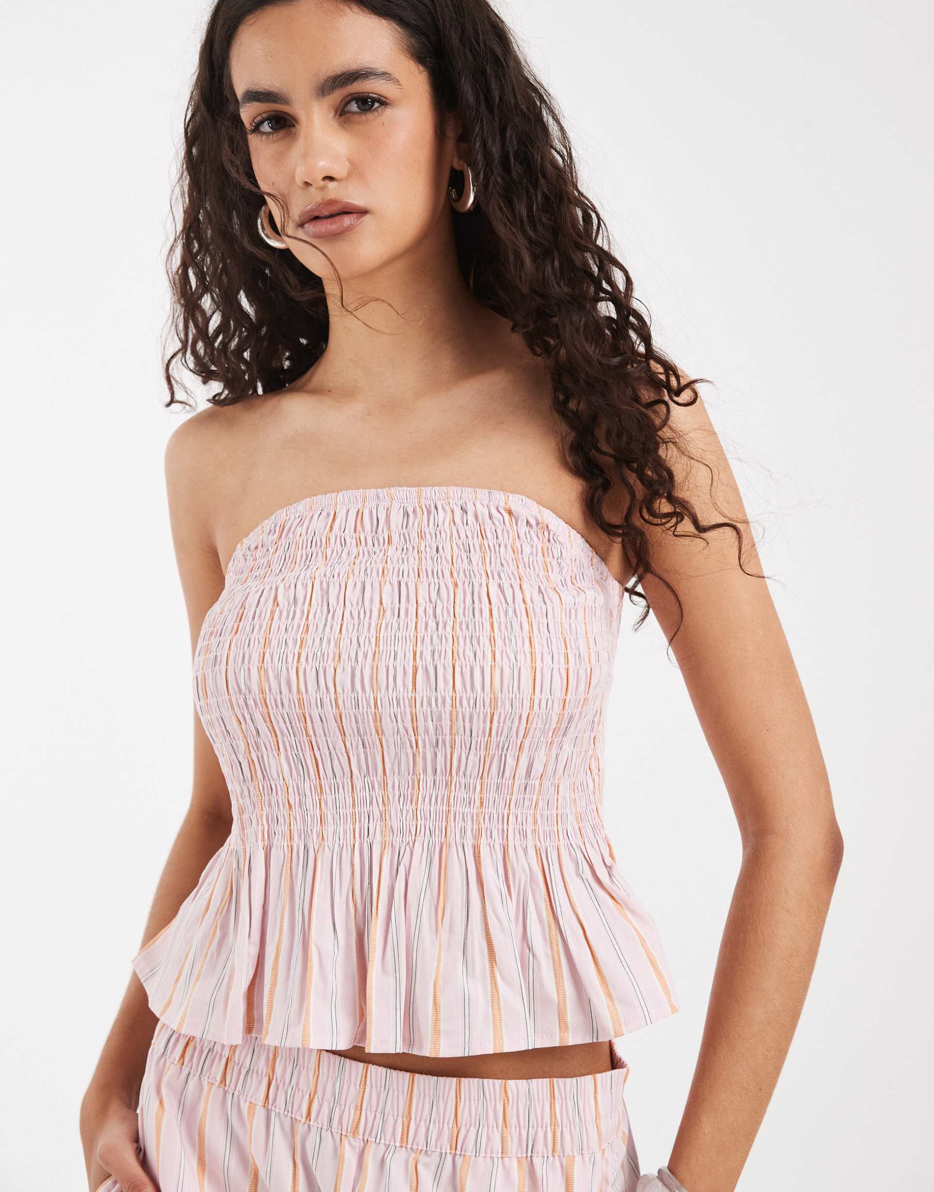 vero moda poplin shirred peplum hem bandeau top in pink and orange stripes - part of a set